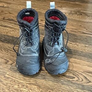 The North Face Kids Black Snow Boots with Red Lining